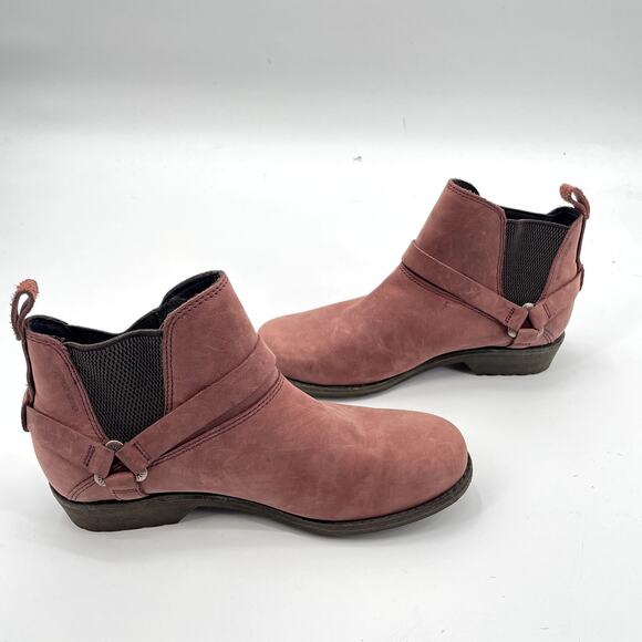 Teva Booties // De La Vina Dos Chelsea Boot in Redwood // 6.5 - Picture 6 of 12